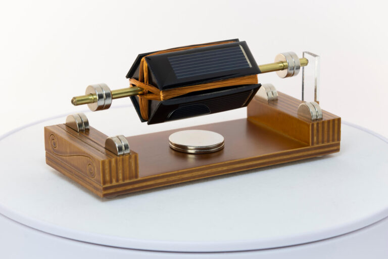 Mendocino levitating motor-Classic